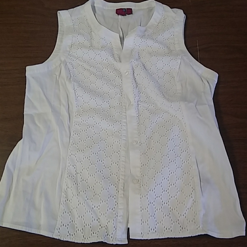 Sleeveless blouse